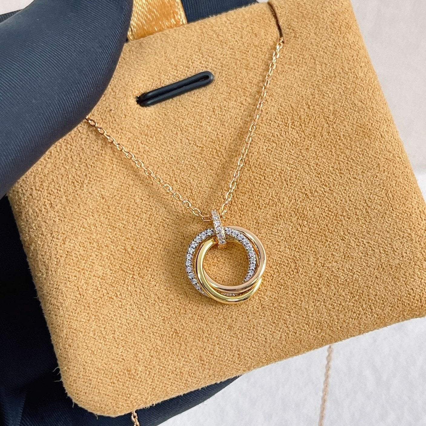 [moco jewelrys]TRINITY NECKLACE SILVER GOLD PINK GOLD DIAMONDS