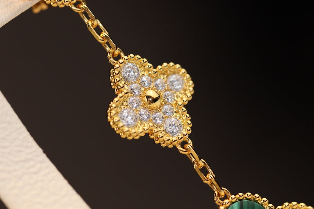 [moco jewelrys]CLOVER EARRINGS GOLD MALACHITE DIAMOND 3 MOTIF