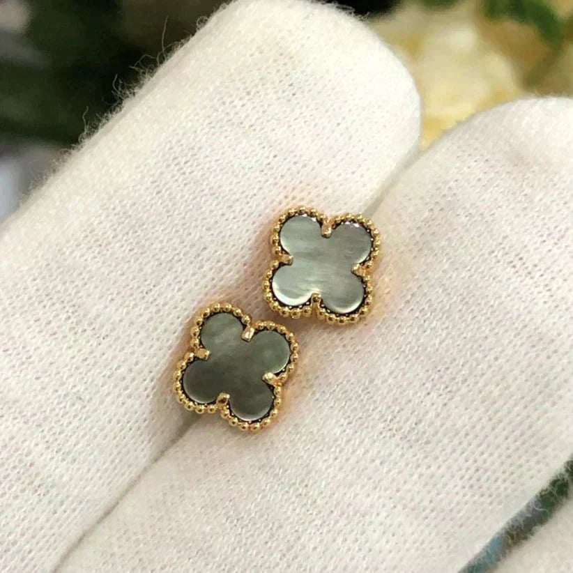 [moco jewelrys]CLOVER MINI 9.5MM GRAY MOP EARRINGS