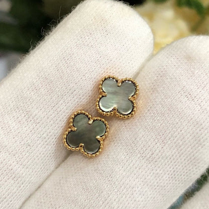 [moco jewelrys]CLOVER MINI GOLD EARRINGS