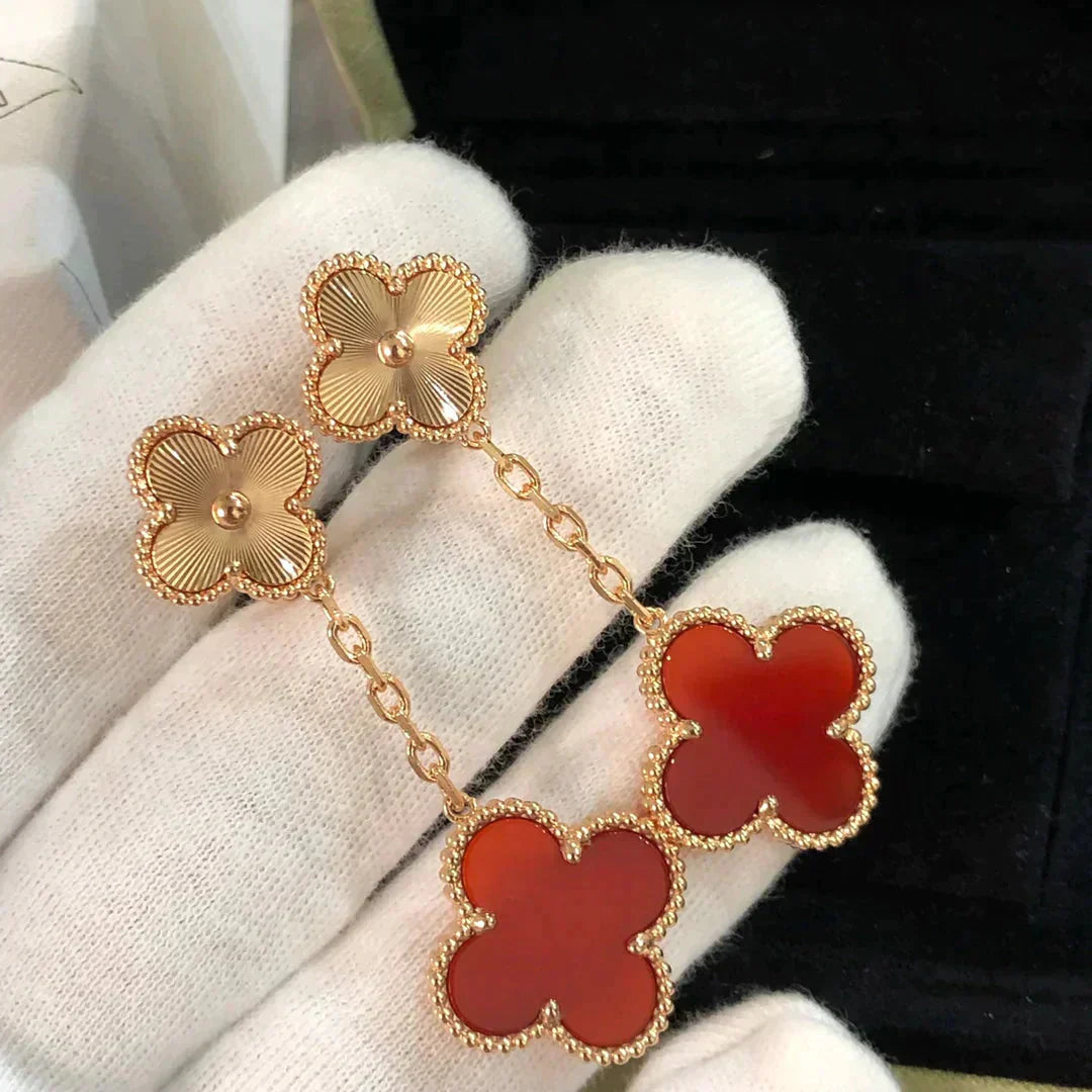 [moco jewelrys]CLOVER 2 MOTIF  LASER CARNELIAN EARRINGS