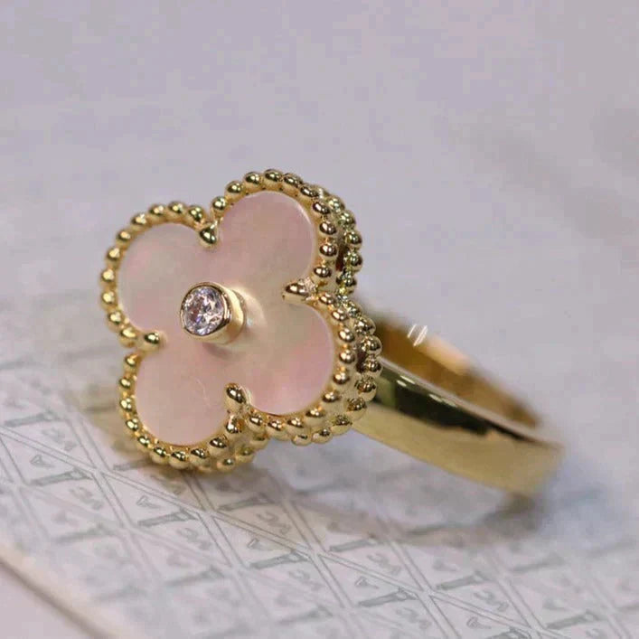 [moco jewelrys]CLOVER PINK MOP RING GOLD DIAMOND