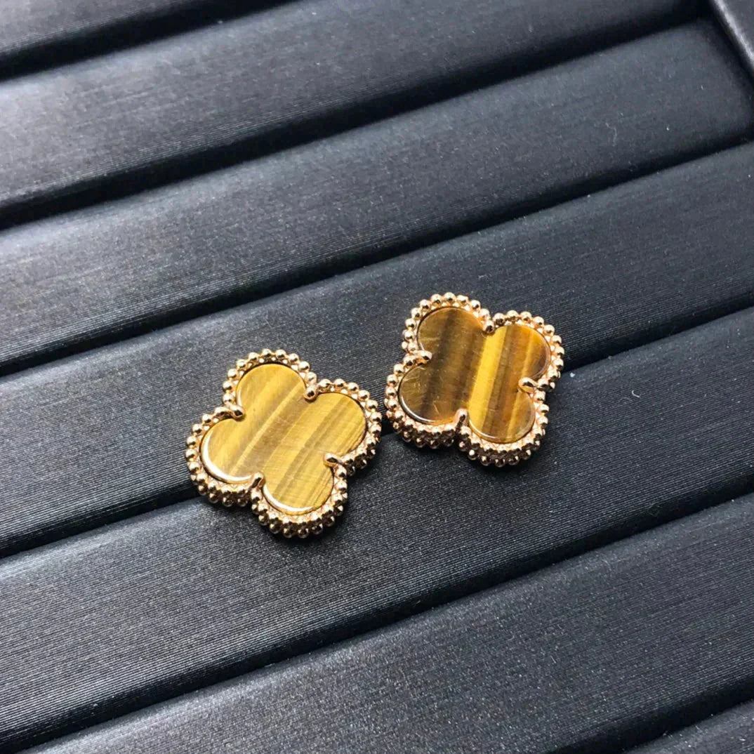 [moco jewelrys]CLOVER MEDIUM 1 MOTIFS TIGER EYE EARRINGS