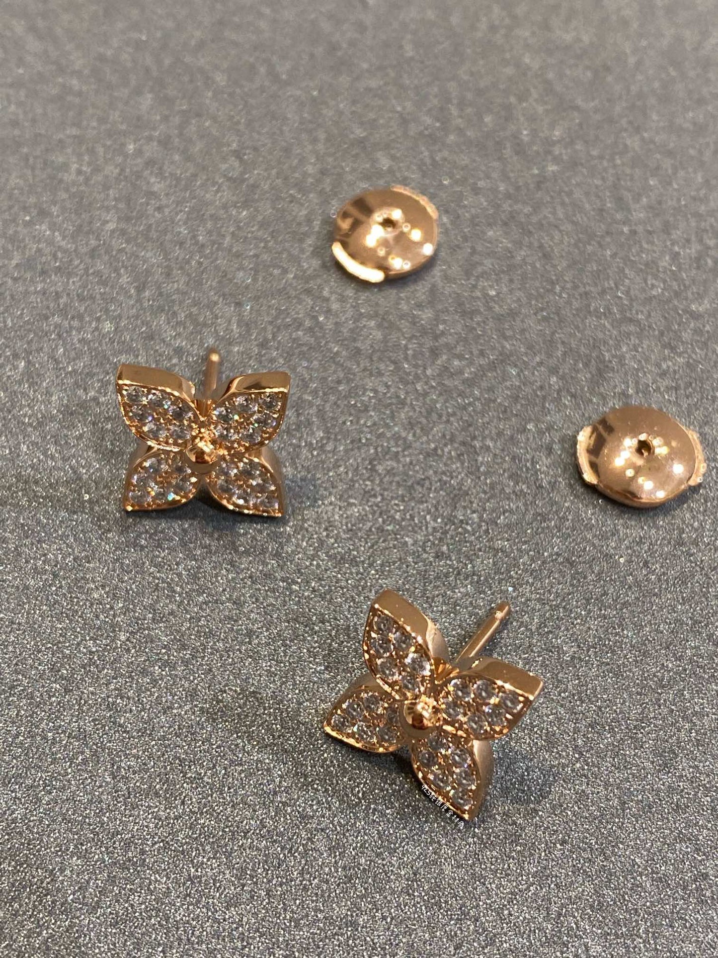 [moco jewelrys]STAR DIAMOND EARRINGS