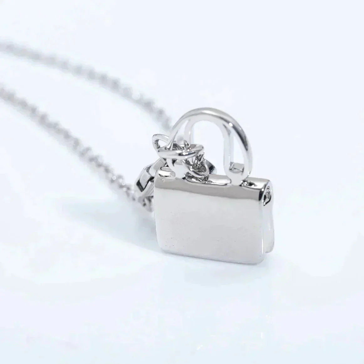 [moco jewelrys]AMULETTE PEDANT SILVER NECKLACE