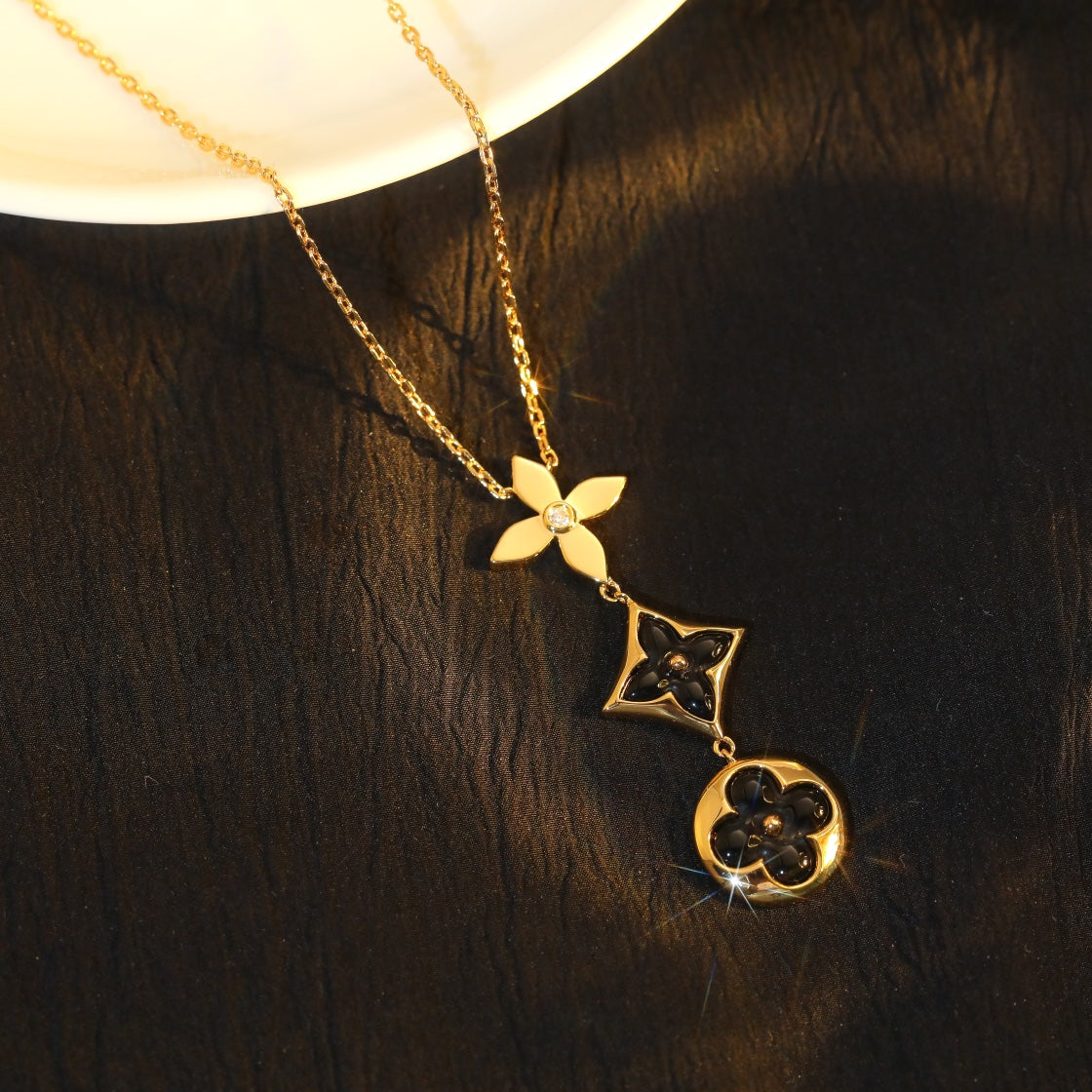 [moco jewelrys]STAR AND SUN ONYX PINK GOLD NECKLACE
