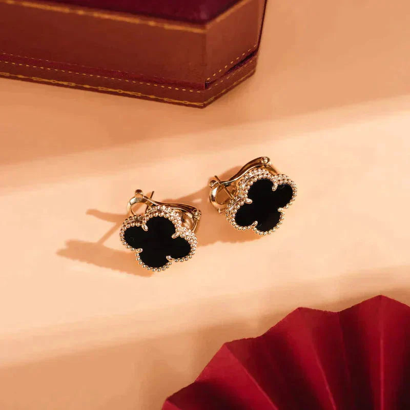 [moco jewelrys]CLOVER MEDIUM 1 MOTIFS  ONYX STUD EARRINGS