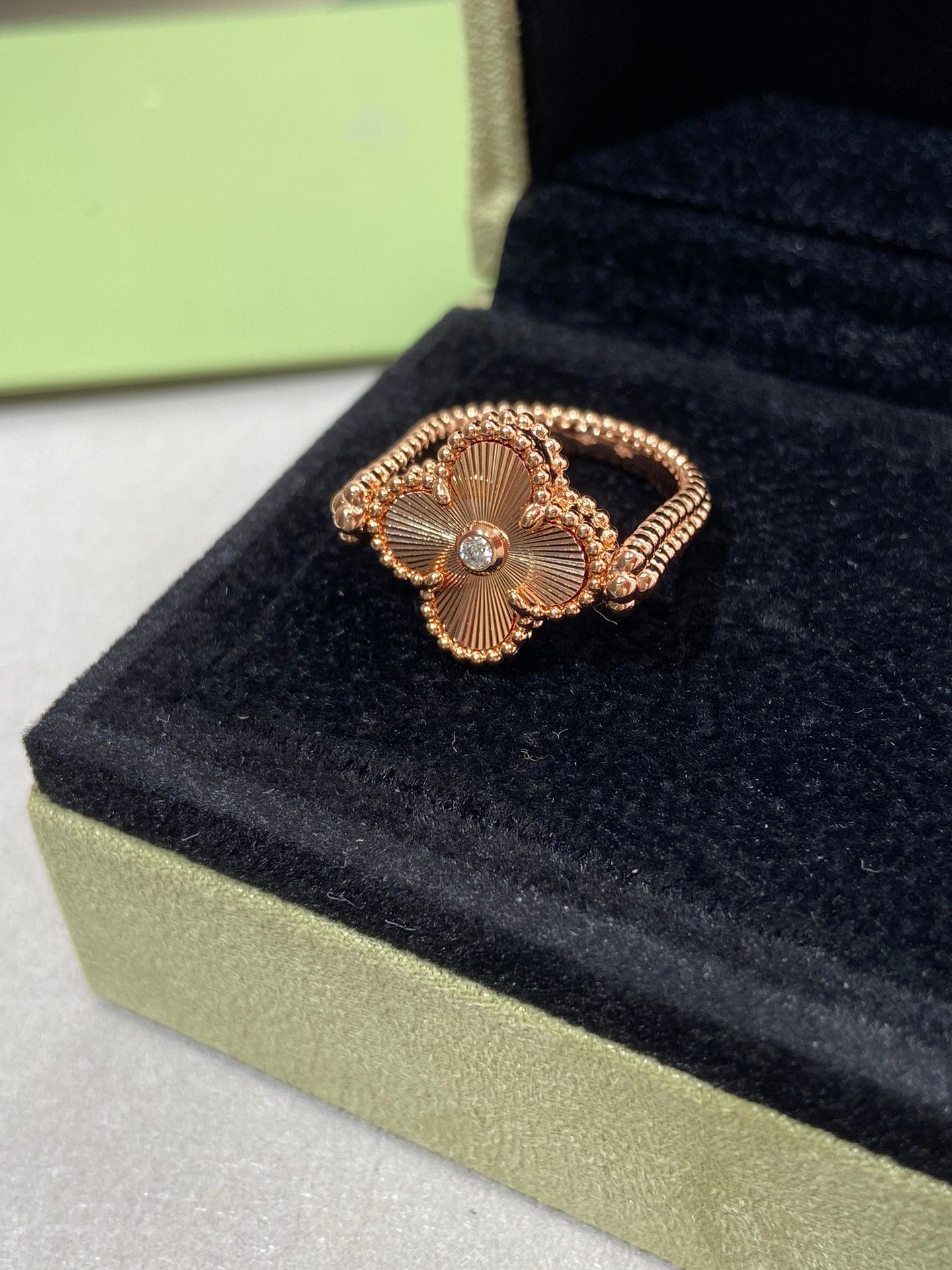 [moco jewelrys]CLOVER RIVERSIBLE ROSE GOLD RING