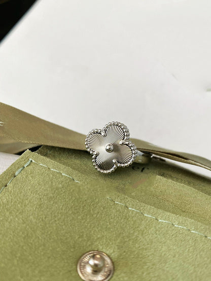 [moco jewelrys]CLOVER SILVER RING