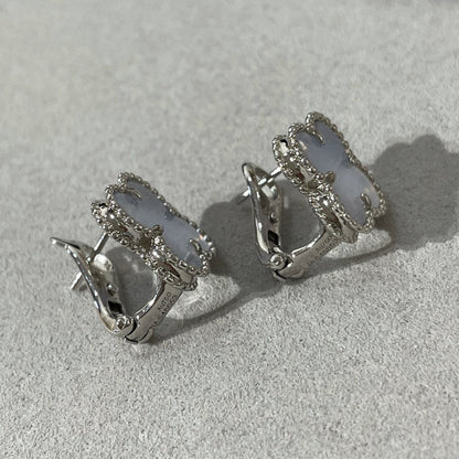 [moco jewelrys]CLOVER CHALCEDONY SILVER STUD EARRINGS