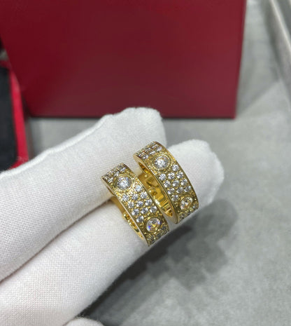 [moco jewelrys]LOVE 5.5MM DIAMOND PAVED EARRINGS