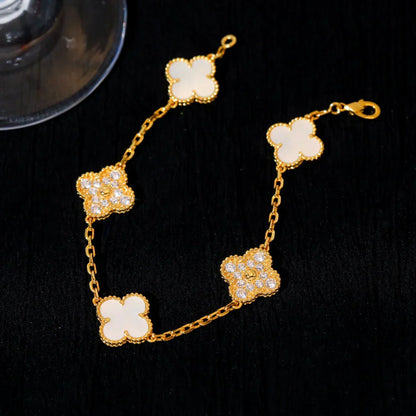 [Moco jewelrys]CLOVER WHITE PEARL MOP 5 MOTIF BRACELET COLLECTION