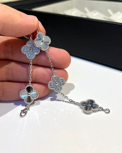 [Moco jewelrys] CLOVER 5 MOTIF LASER BRACELET COLLECTION