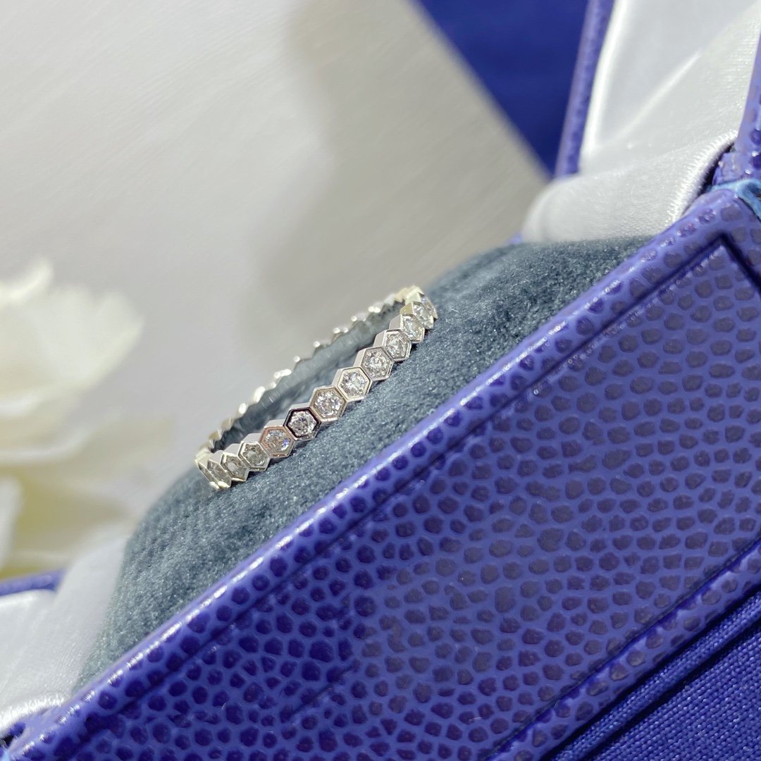 [moco jewelrys]BEE LOVE DIAMOND PAVED SMALL RING