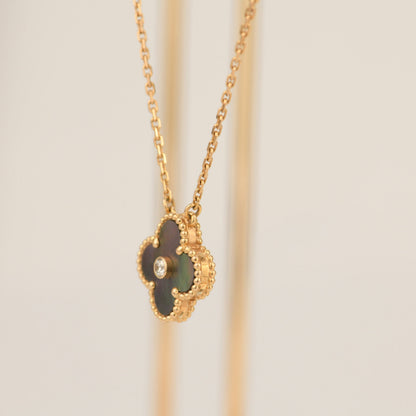 [moco jewelrys]CLOVER 15MM DIAMOND AND MOTHER-OF-GREY NECKLACE