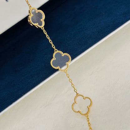 [Moco jewelrys]CLOVER 5 MOTIF ROCK CRYSTAL BRACELET