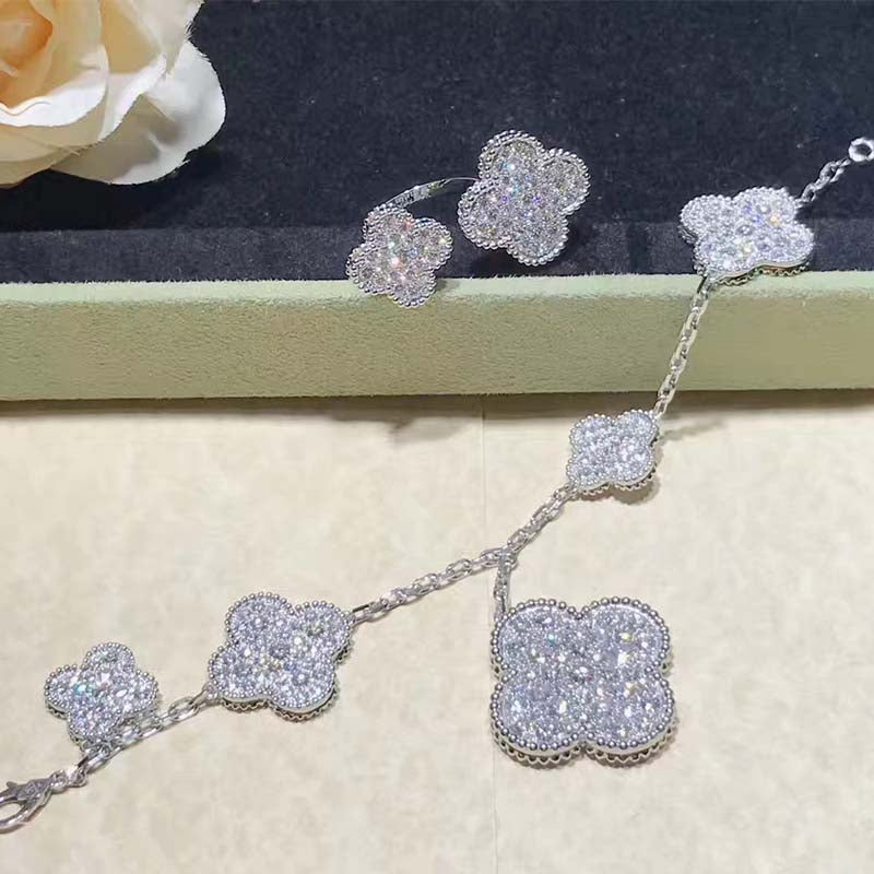 [moco jewelrys]CLOVER 6 MOTIFS SILVER DIAMOND BRACELET