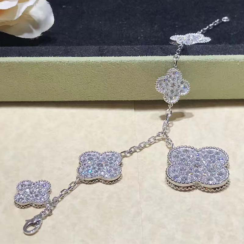 [moco jewelrys]CLOVER 6 MOTIFS SILVER DIAMOND BRACELET