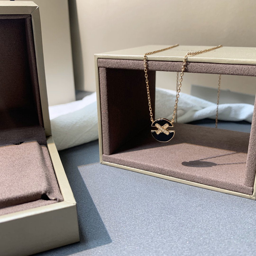[moco jewelrys]JEUX DE PINK GOLD DIAMOND NECKLACE