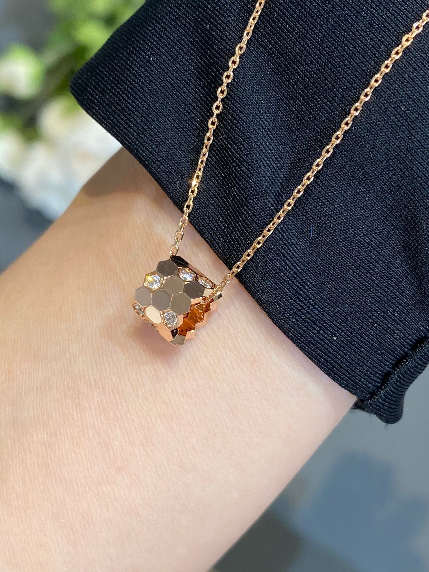[moco jewelrys]BEE LOVE DIAMOND NECKLACE