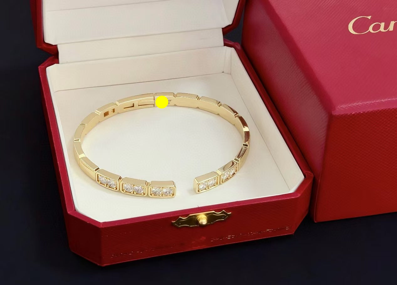 [Moco jewelrys]LOVE DIAMOND OPEN  BRACELET