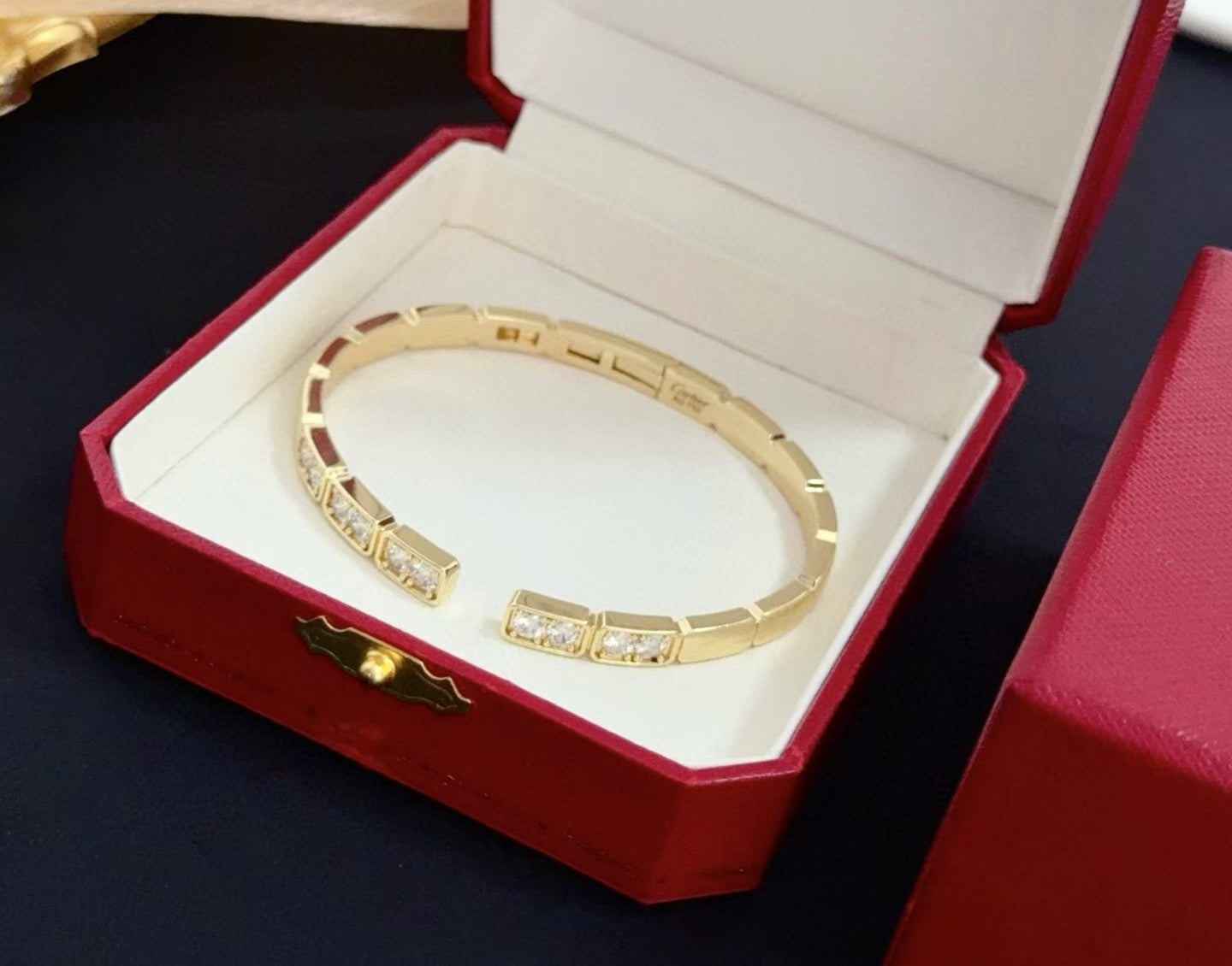 [Moco jewelrys]LOVE DIAMOND OPEN  BRACELET