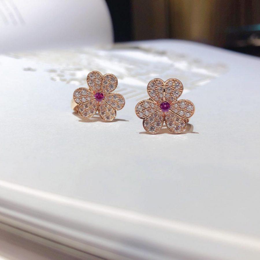 [moco jewelrys]FRIVOLE PINK GOLD FLOWER DIAMOND EARRINGS